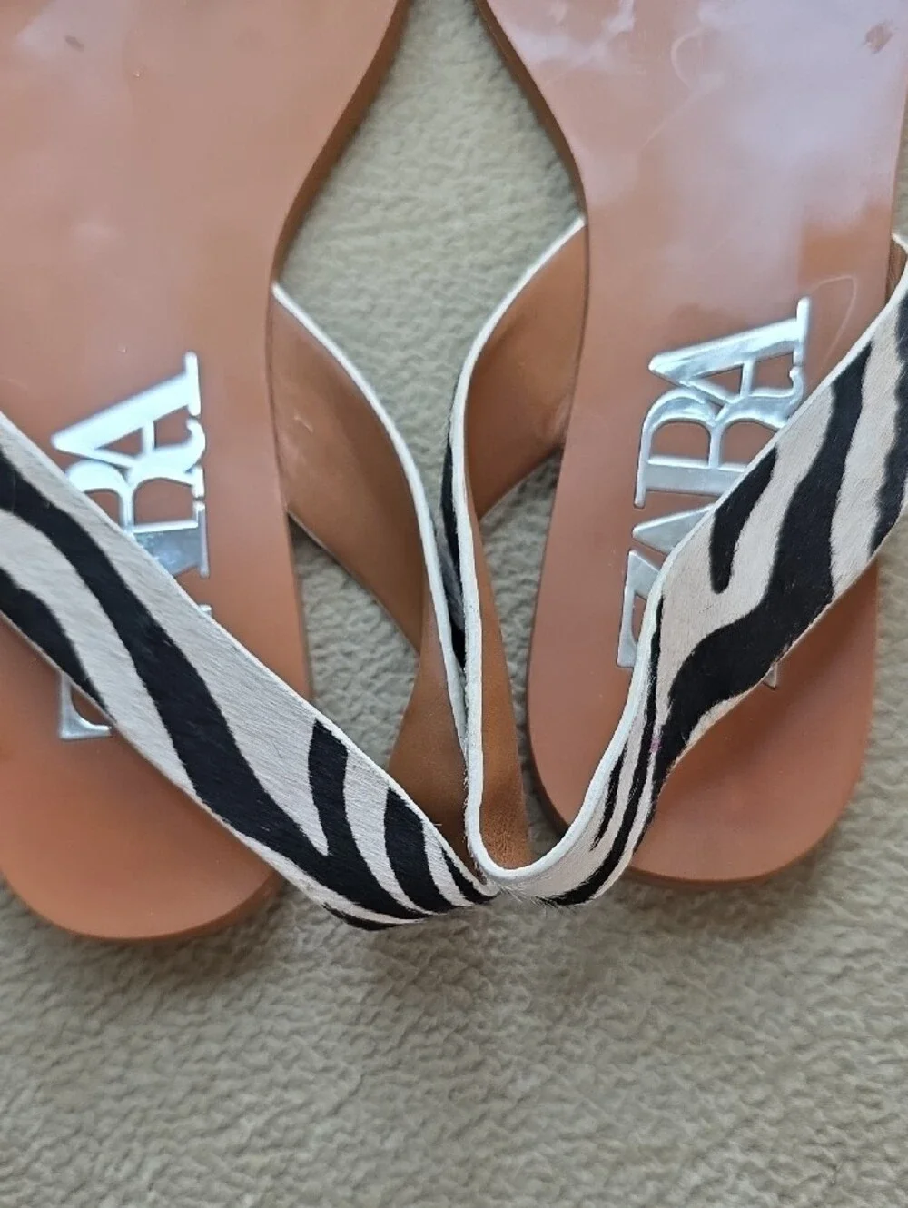 ZARA Black & White Zebra-Print Slingback Sandals Item#1023